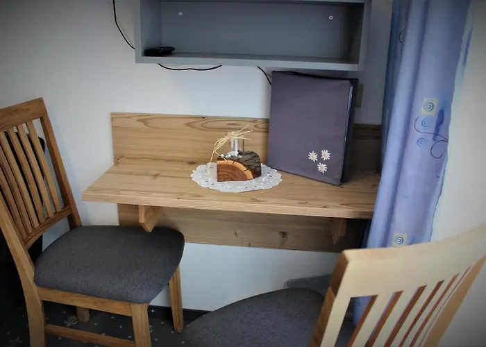 Rum i privatbostad Gaestehaus Oberauer *